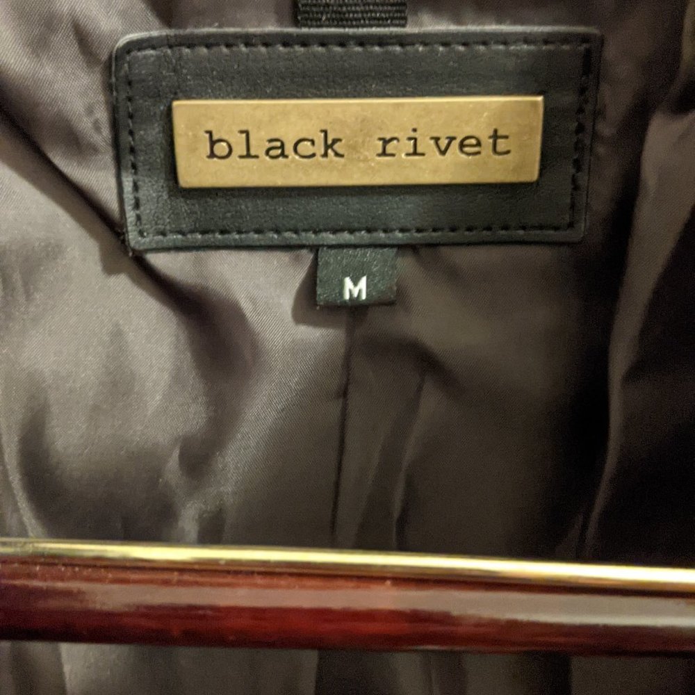 MEDIUM, Black Rivet leather jacket - Picture 3 of 4